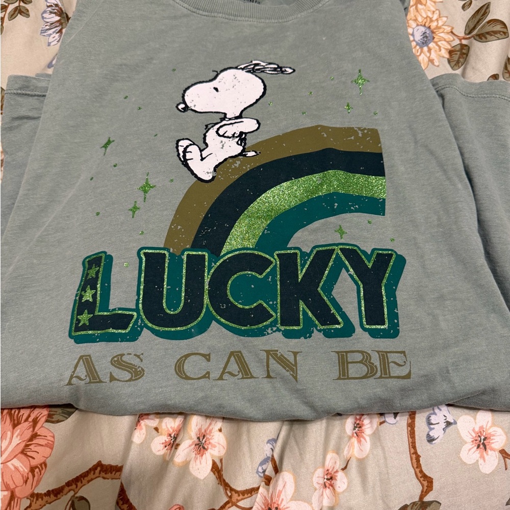 Maurices Lucky As Can Be' Snoopy Graphic Tee - Green size XL